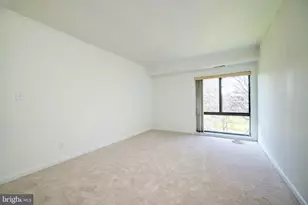 5921 Tamar Dr, Columbia, MD 21045 - Photo 17