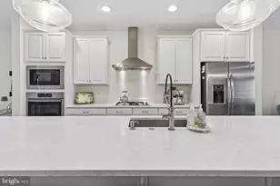5977 Glen Willow Wy, Ellicott City, MD 21043 - Photo 9