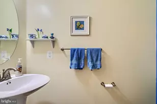 9837 Wilderness Ln, Laurel, MD 20723 - Photo 33