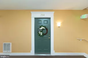 9101 Gracious End Ct, Columbia, MD 21046 - Photo 5