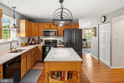 6415 Michael Elizabeth Way, Hanover, MD 21076 - Photo 9