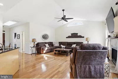 8951 Chapel Avenue, Ellicott City, MD 21043 - Photo 9