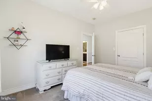 8951 Chapel Ave, Ellicott City, MD 21043 - Photo 21