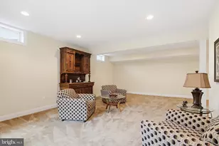 8951 Chapel Ave, Ellicott City, MD 21043 - Photo 33