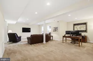 8951 Chapel Ave, Ellicott City, MD 21043 - Photo 27