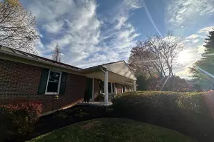 13607 Voland Ct, Dayton, MD 21036 - Photo 3