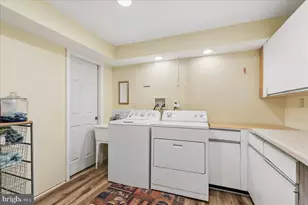 5889 Morningbird Ln, Columbia, MD 21045 - Photo 23