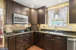 6206 Fairbourne Ct, Hanover, MD 21076 - Photo 3