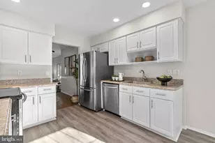 7525 Swan Point Way, Columbia, MD 21045 - Photo 13