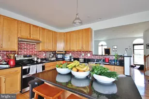 10736 Enfield Dr, Woodstock, MD 21163 - Photo 7