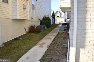 9631 Washington Ave, Laurel, MD 20723 - Photo 25