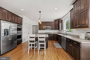 10693 Harding Rd, Laurel, MD 20723 - Photo 17
