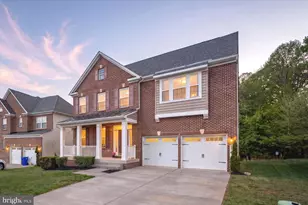8701 Wellford Dr, Ellicott City, MD 21042 - Photo 3