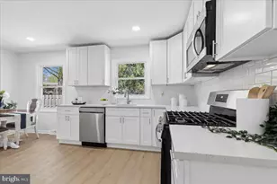 10538 Green Mountain Cir, Columbia, MD 21044 - Photo 11