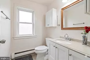 16700 Frederick Rd, Mount Airy, MD 21771 - Photo 11