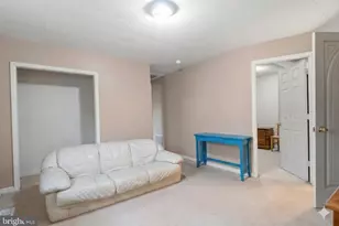 16700 Frederick Rd, Mount Airy, MD 21771 - Photo 25