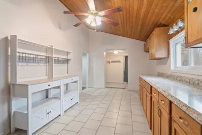 16700 Frederick Road, Mount Airy, MD 21771 - Photo 9