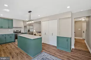 5220 Farm Pond Ln, Columbia, MD 21045 - Photo 7