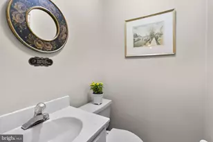5008 Lake Cir W, Columbia, MD 21044 - Photo 17