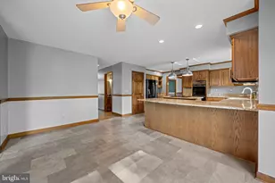 8869 Cemetery Ln, Savage, MD 20763 - Photo 23