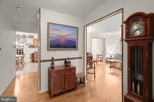 6424 Wesley Ln, Elkridge, MD 21075 - Photo 3