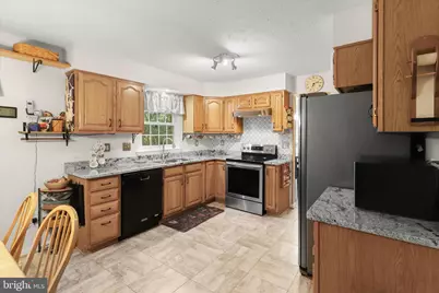 6424 Wesley Lane, Elkridge, MD 21075 - Photo 11