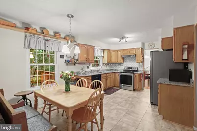 6424 Wesley Lane, Elkridge, MD 21075 - Photo 13