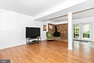 7946 Helmart Dr, Laurel, MD 20723 - Photo 35