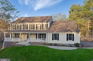 10144 Bracken Dr, Ellicott City, MD 21042 - Photo 3