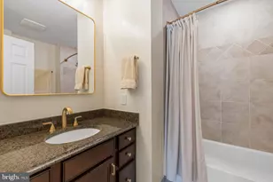 10213 Camelford Ct, Ellicott City, MD 21042 - Photo 23