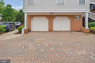 5804 Wyndham Cir, Columbia, MD 21044 - Photo 3