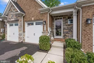 10509 Rossini Ln, Ellicott City, MD 21042 - Photo 3