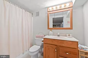 3118 Greenway Dr, Ellicott City, MD 21042 - Photo 25