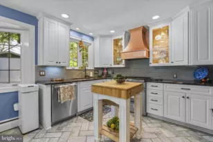 9105 Dunloggin Rd, Ellicott City, MD 21042 - Photo 15