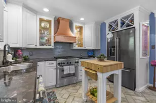 9105 Dunloggin Rd, Ellicott City, MD 21042 - Photo 13