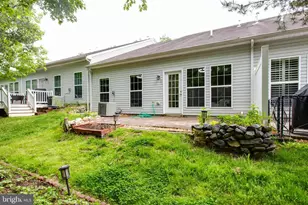 8867 Hub Garth, Jessup, MD 20794 - Photo 39