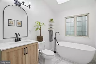 9673 Horsham Dr NW, Laurel, MD 20723 - Photo 17