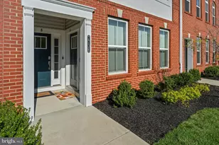 7736 Port Capital Dr, Elkridge, MD 21075 - Photo 3