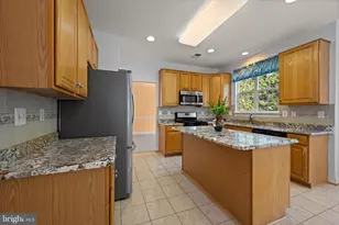 2220 Kaitlins Ct, Ellicott City, MD 21043 - Photo 11