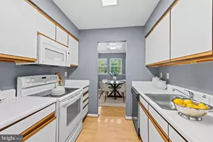 8605 Falls Run Rd, Ellicott City, MD 21043 - Photo 13