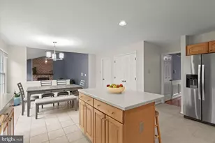 6907 Tolling Bells Ct, Columbia, MD 21044 - Photo 17