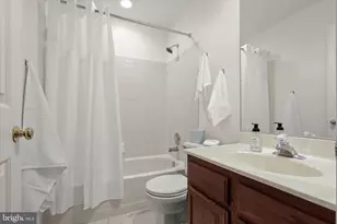 6907 Tolling Bells Ct, Columbia, MD 21044 - Photo 37
