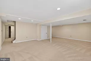 4341 Wild Filly Ct, Ellicott City, MD 21042 - Photo 37