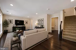 7062 Foxton Way, Hanover, MD 21076 - Photo 5