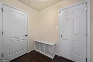 7062 Foxton Way, Hanover, MD 21076 - Photo 9