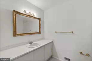 9710 Summer Park Ct, Columbia, MD 21046 - Photo 17