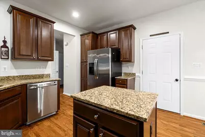 2372 Adam David Way, Marriottsville, MD 21104 - Photo 9