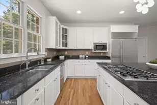 13501 Silent Lake Dr, Clarksville, MD 21029 - Photo 19
