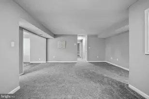9647 White Acre Rd, Columbia, MD 21045 - Photo 7