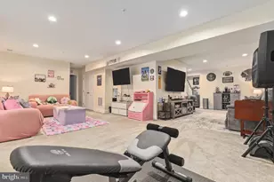 9468 Vollmerhausen Dr, Columbia, MD 21046 - Photo 35